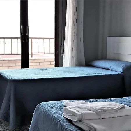 Habitaciones Primerisima linea de Playa * Valencia